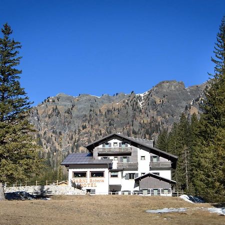 Hotel Garni Roberta Malga Ciapela Dış mekan fotoğraf