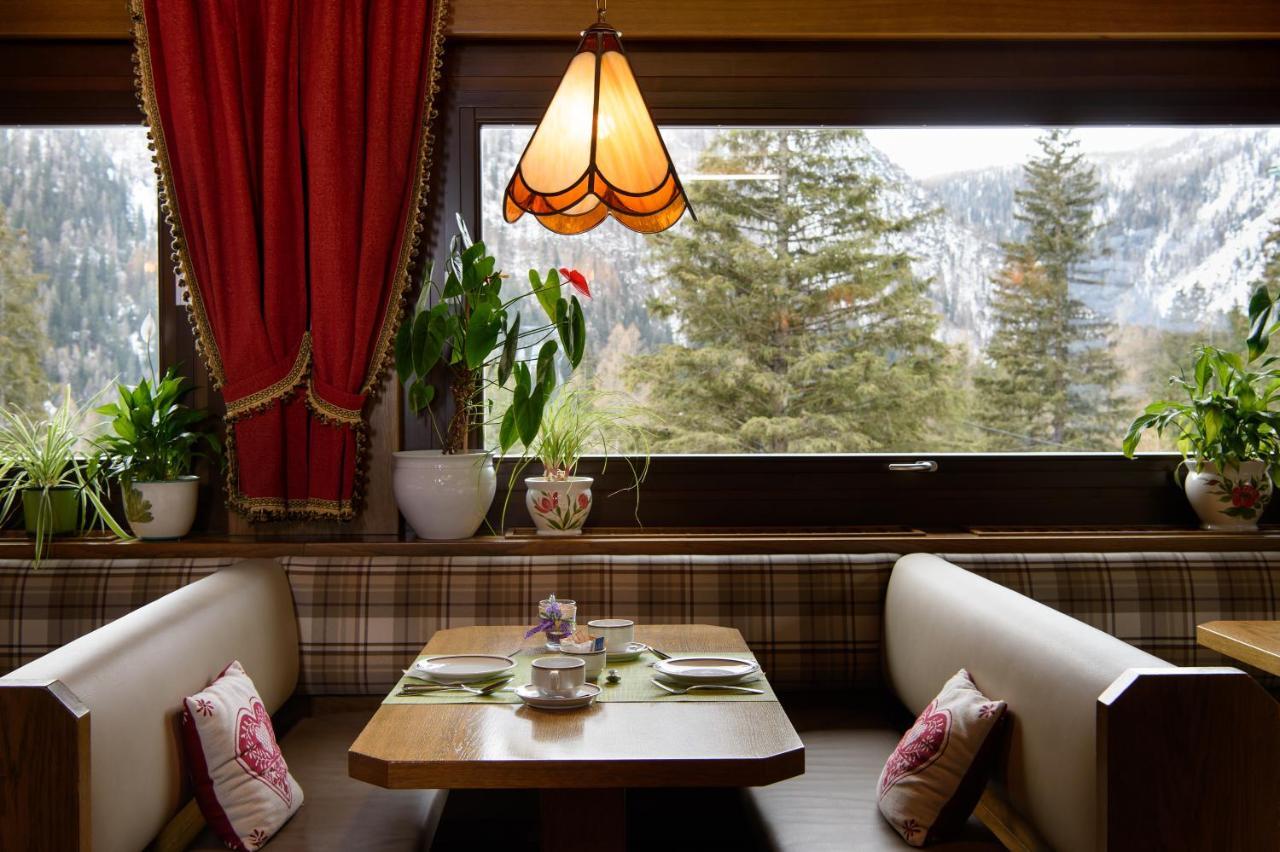 Hotel Garni Roberta Malga Ciapela Dış mekan fotoğraf
